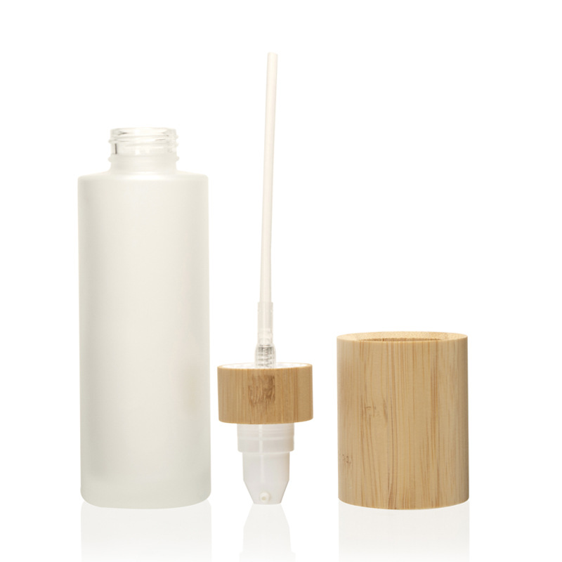 Frosted Medicamine Lotion Pump Fine Nebula et Lotion Vitri Spray Bottle Cum Bamboo Lignum Lid Frosted Medicamine Lotion Pump Fine Nebula et Lotion Vitri Spray Bottle Cum Bamboo Lignum Lid