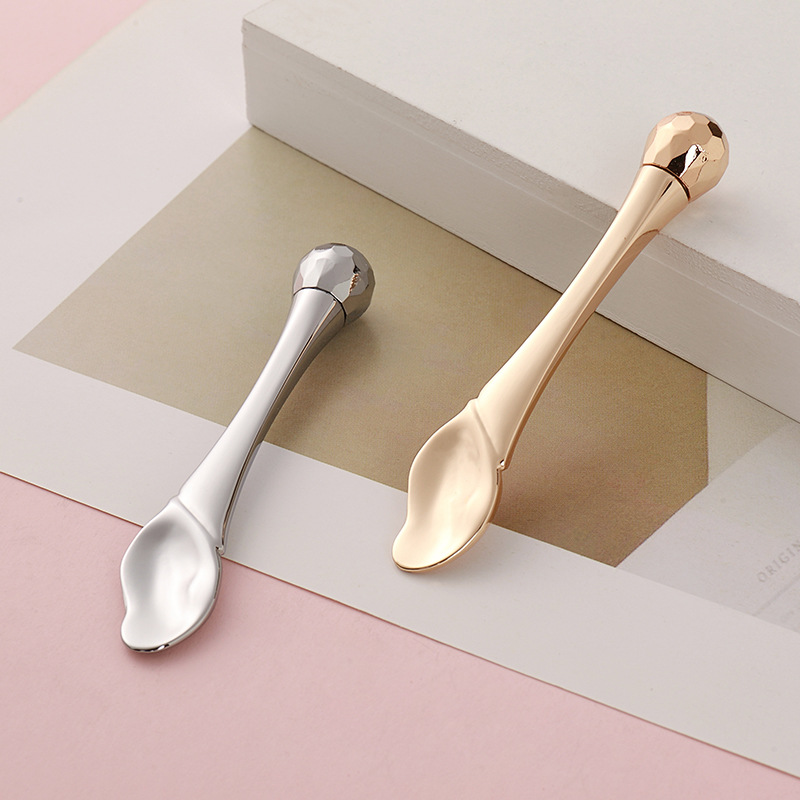 Oculus Roller Massage Stick Eye Cream Applicator Medicamine Spatulas Anti Rugam Facial Cochleari Aurum Alloy Face Care Tool