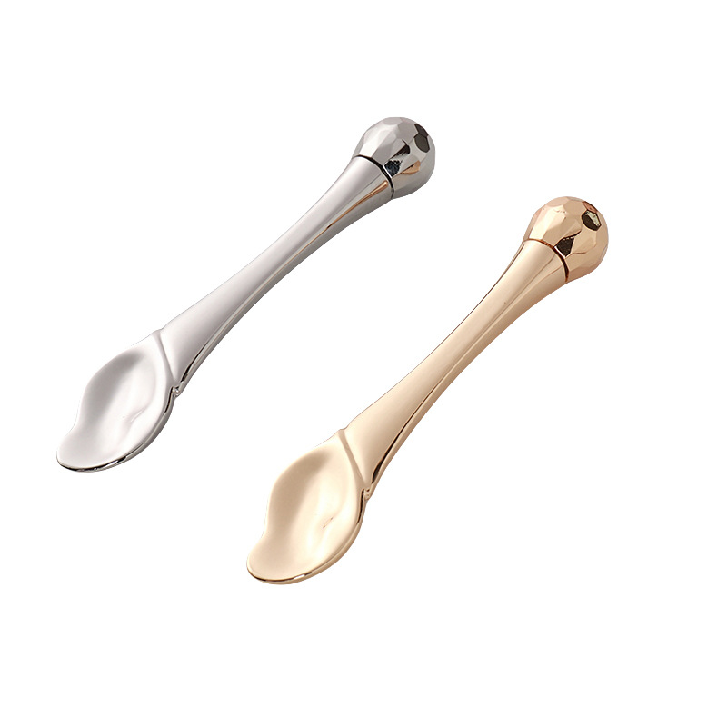 Oculus Roller Massage Stick Eye Cream Applicator Medicamine Spatulas Anti Rugam Facial Cochleari Aurum Alloy Face Care Tool Oculus Roller Massage Stick Eye Cream Applicator Medicamine Spatulas Anti Rugam Facial Cochleari Aurum Alloy Face Care Tool
