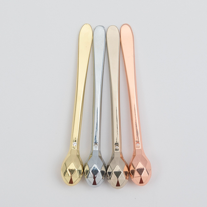 Unique Diamond-Cut Design Of Zinc Alloy Eye Cream Sticks Unique Diamond-Cut Design Of Zinc Alloy Eye Cream Sticks